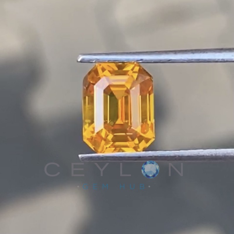 Yellow Sapphire Ceylon - 2.07