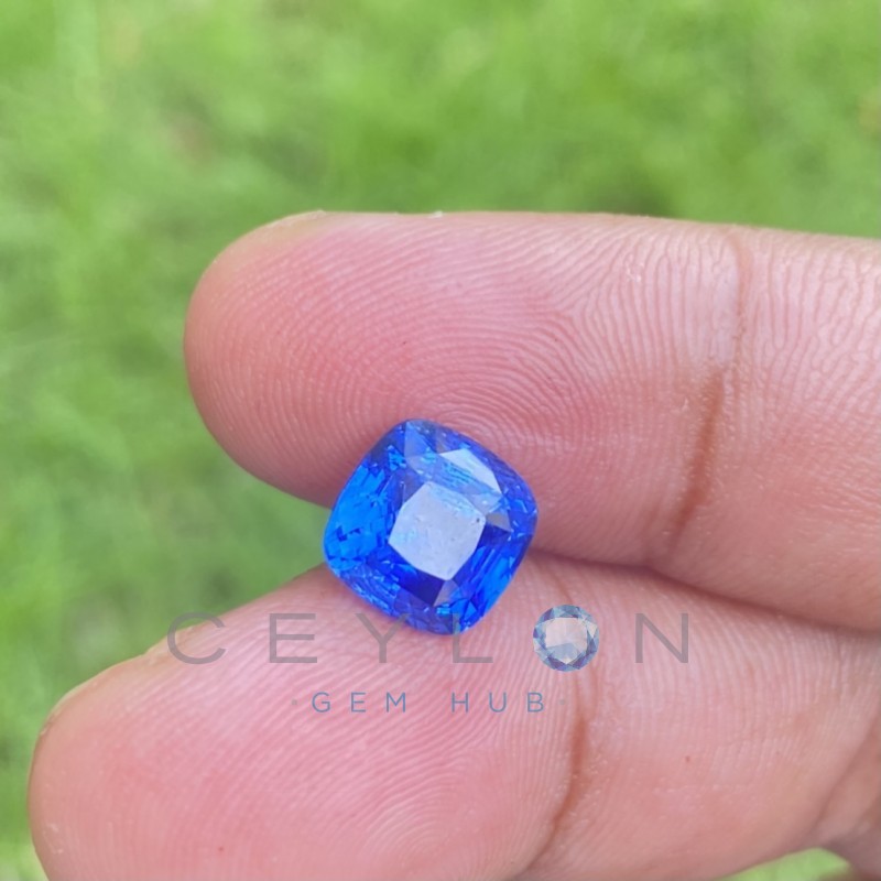 Blue Sapphire Natural - 5.52 Cts